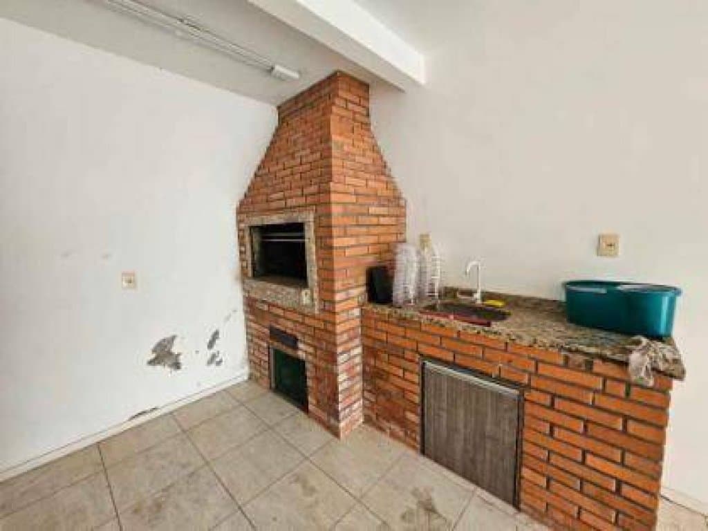 Foto 38 de 98: Casa em leilão em Canoas - RS, bairro Estradaância Velha — Casa, Padrão, 1 Vaga(S) de Garagem