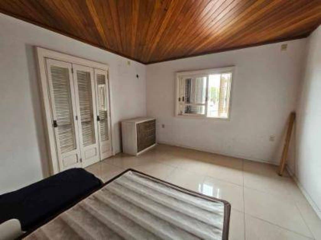 Foto 13 de 98: Casa em leilão em Canoas - RS, bairro Estradaância Velha — Casa, Padrão, 1 Vaga(S) de Garagem