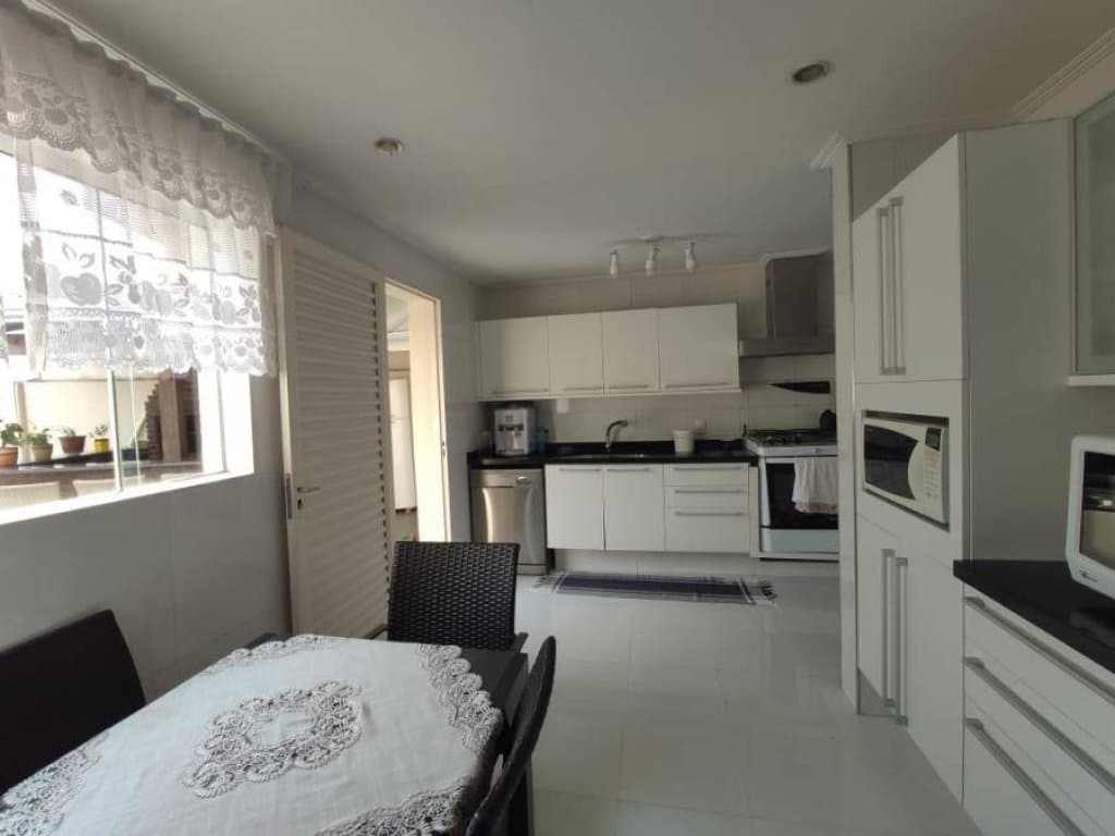Foto 14 de 27: Casa em leilão em Londrina - PR, bairro Jardim Petrópolis — Casa, Padrão, 1 Vaga(S) de Garagem