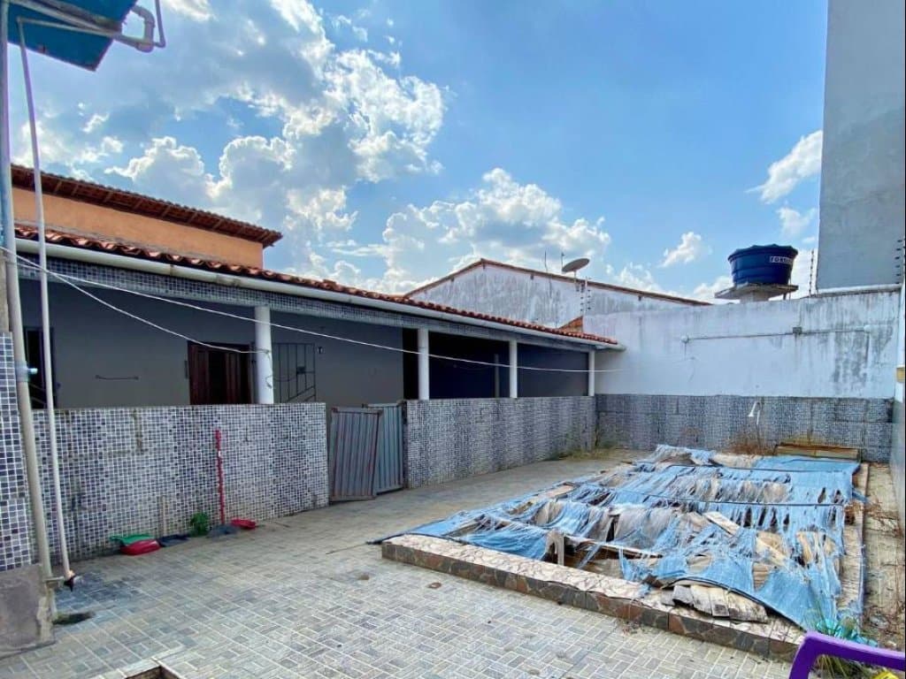 Foto 54 de 58: Casa em leilão em Santa Inês - MA, bairro Santa Filomena — Casa, Padrão, 1 Vaga(S) de Garagem