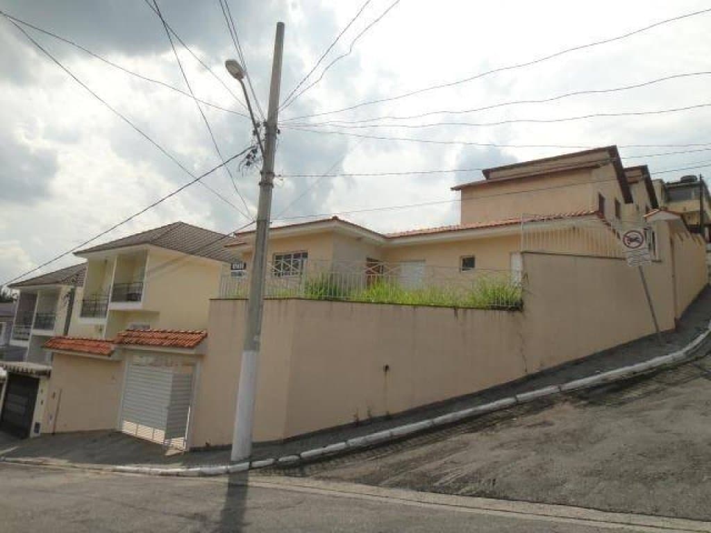 Foto 3 de 27: Casa em leilão em São Paulo - SP, bairro Vila Pedra Branca — Casa, Padrão, 1 Vaga(S) de Garagem