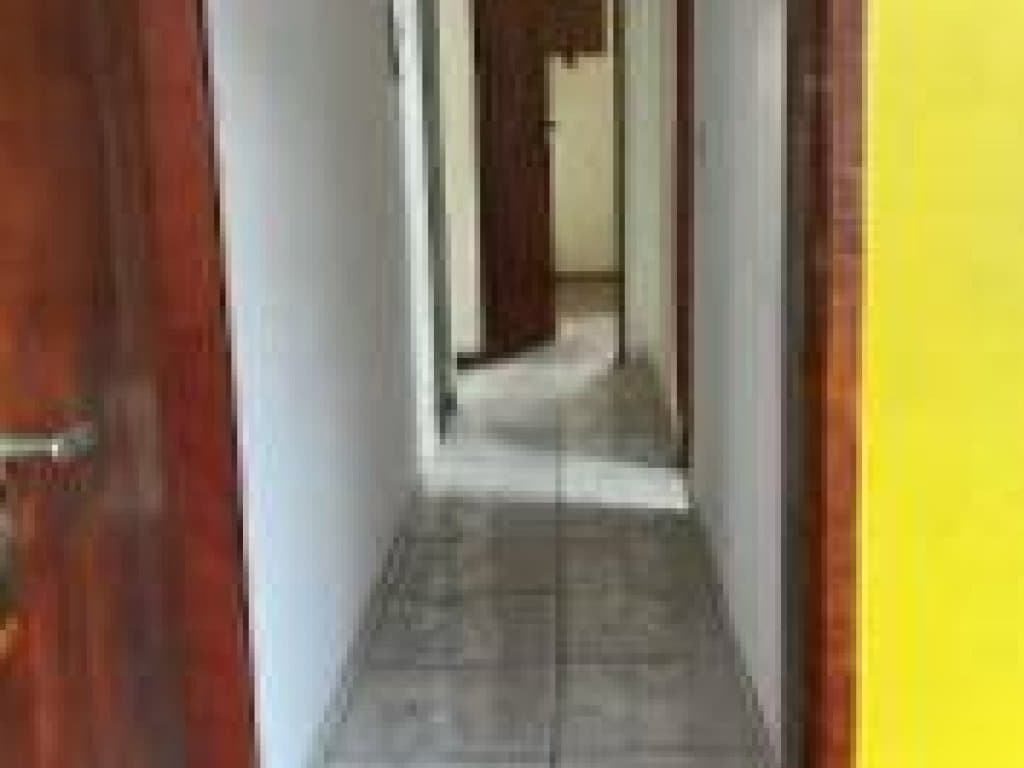 Foto 16 de 22: Casa em leilão em São João De Meriti - RJ, bairro Parque São Nicolau — Casa, Padrão, 0 Vaga(S) de Garagem