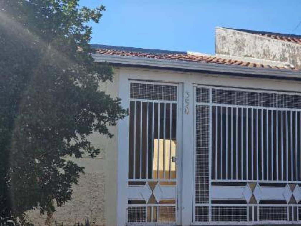 Foto 3 de 24: Casa em leilão em Marília - SP — Casa, Padrão, 2 Vaga(S) de Garagem