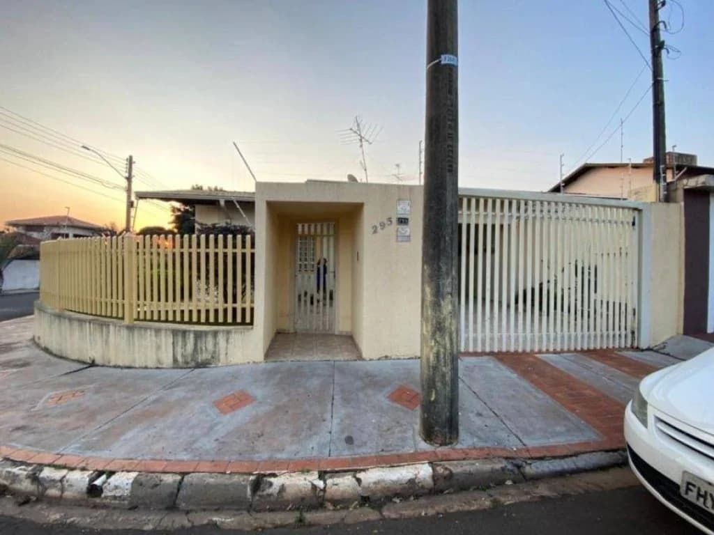 Foto 1 de 12: Casa em leilão em Artur Nogueira - SP — Casa, Padrão, 0 Vaga(S) de Garagem