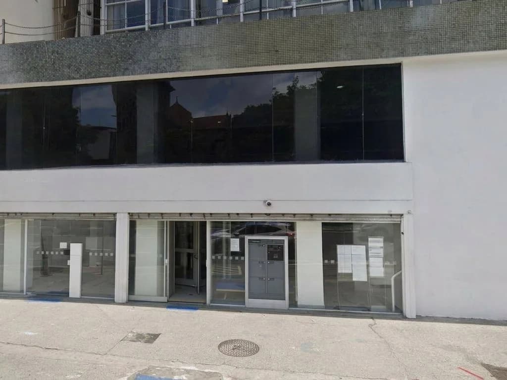 Foto 2 de 19: Comercial em leilão em São Paulo - SP, bairro Consolação — Imóvel Comercial 244 m² (Loja 110) - Consolação - São Paulo - SP
