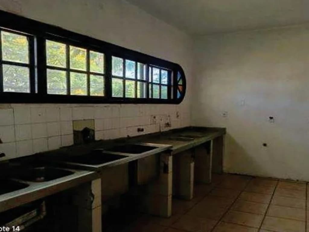 Foto 22 de 26: Casa em leilão em Porto Alegre - RS, bairro Belém Novo — Casa 1.042 m² (área construída) e 38.977 m² (área de terreno) - Belém Novo - Porto Alegre - RS