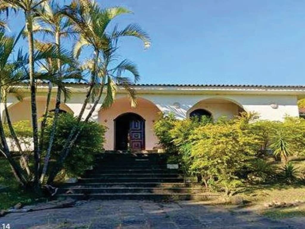 Foto 7 de 26: Casa em leilão em Porto Alegre - RS, bairro Belém Novo — Casa 1.042 m² (área construída) e 38.977 m² (área de terreno) - Belém Novo - Porto Alegre - RS