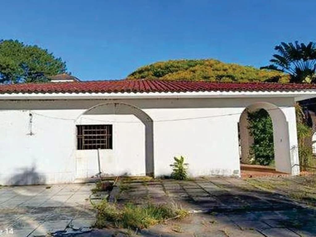 Foto 12 de 26: Casa em leilão em Porto Alegre - RS, bairro Belém Novo — Casa 1.042 m² (área construída) e 38.977 m² (área de terreno) - Belém Novo - Porto Alegre - RS