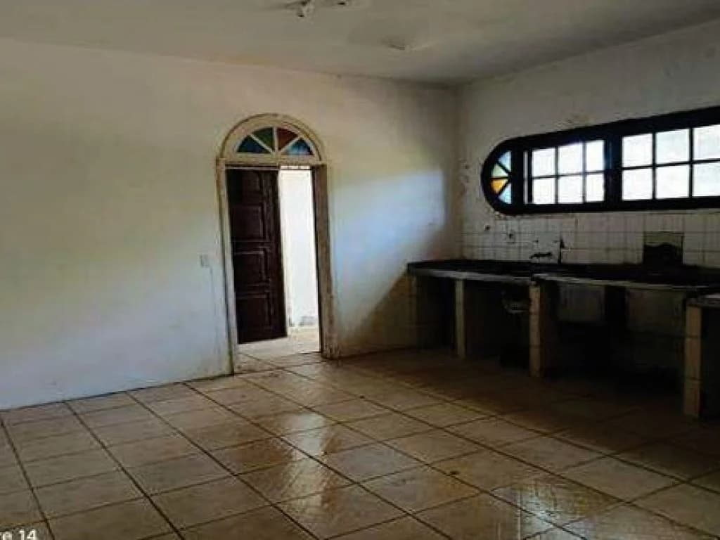Foto 23 de 26: Casa em leilão em Porto Alegre - RS, bairro Belém Novo — Casa 1.042 m² (área construída) e 38.977 m² (área de terreno) - Belém Novo - Porto Alegre - RS