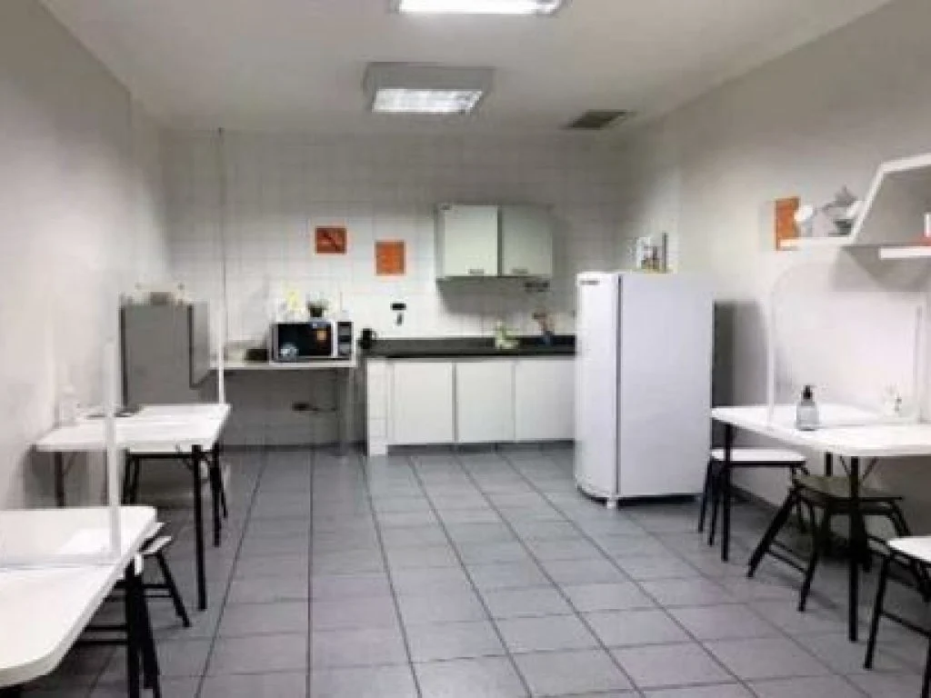 Foto 14 de 15: Comercial em leilão em Umuarama - PR, bairro Centro — Prédio Comercial 4.802 m² - Centro - Umuarama - PR