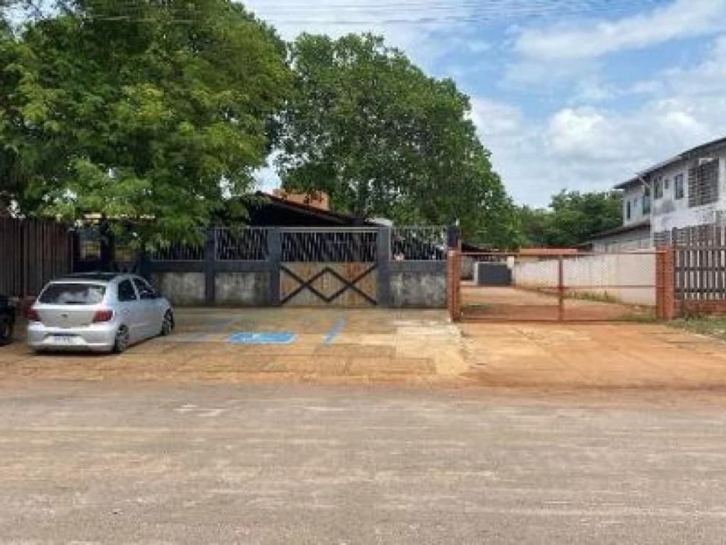 Foto 4 de 5: Comercial em leilão em Palmas - TO, bairro Setor Sudeste — Galpão 828 m² (área construída) e 2.009 m² (terreno) - Setor Sudeste - Palmas - TO