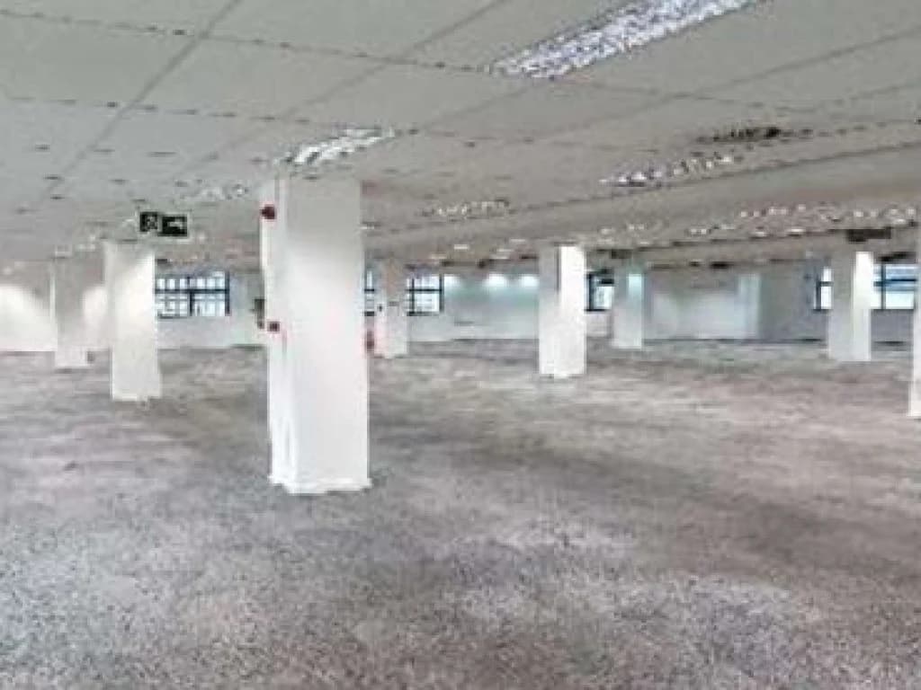Foto 13 de 24: Comercial em leilão em Porto Alegre - RS, bairro Centro Histórico — Salas Comerciais (07 vagas) - Centro Histórico - Porto Alegre - RS