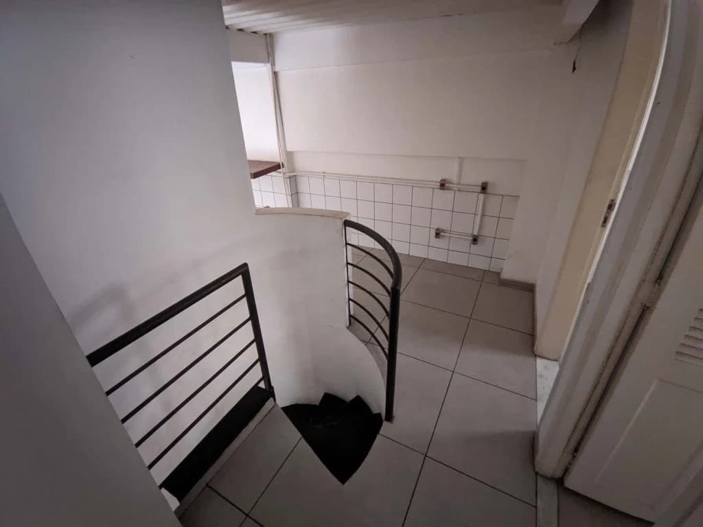 Foto 65 de 77: Comercial em leilão em Rio De Janeiro - RJ, bairro Copacabana — Imóvel Comercial 32 m² (privativa + comum) (Loja 105) - Copacabana - Rio de Janeiro - RJ