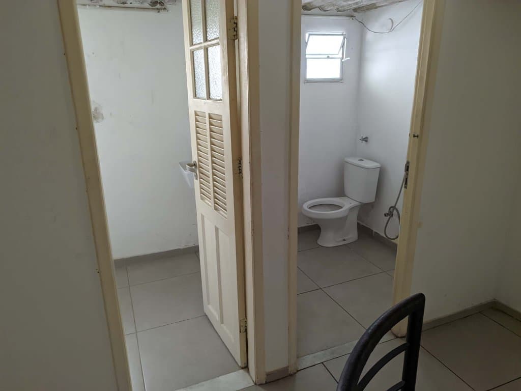 Foto 49 de 77: Comercial em leilão em Rio De Janeiro - RJ, bairro Copacabana — Imóvel Comercial 32 m² (privativa + comum) (Loja 105) - Copacabana - Rio de Janeiro - RJ