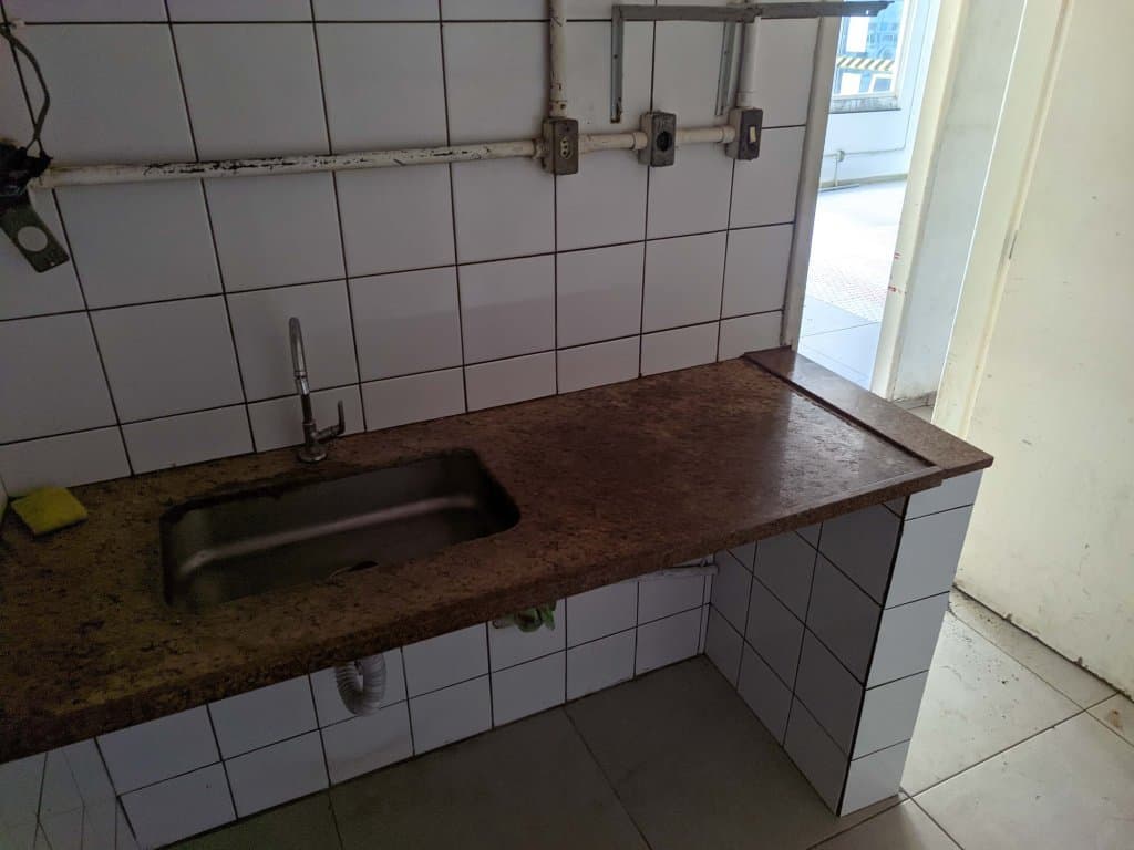 Foto 28 de 77: Comercial em leilão em Rio De Janeiro - RJ, bairro Copacabana — Imóvel Comercial 32 m² (privativa + comum) (Loja 105) - Copacabana - Rio de Janeiro - RJ