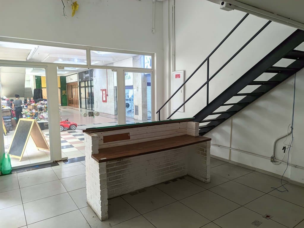 Foto 5 de 77: Comercial em leilão em Rio De Janeiro - RJ, bairro Copacabana — Imóvel Comercial 32 m² (privativa + comum) (Loja 105) - Copacabana - Rio de Janeiro - RJ