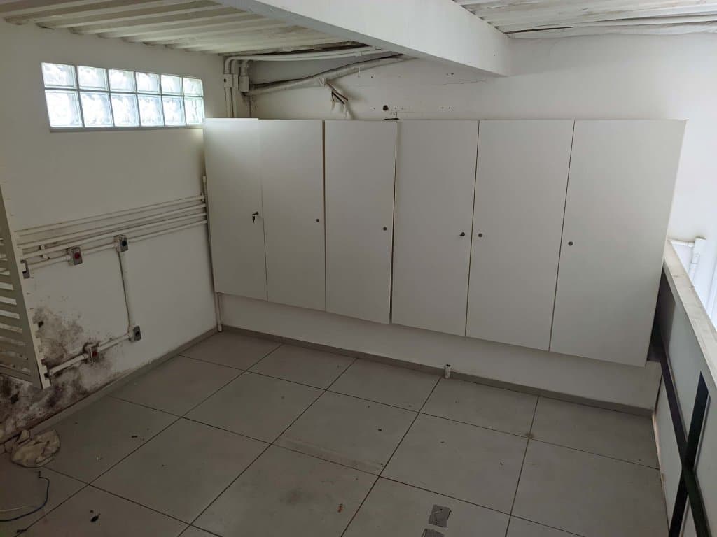 Foto 57 de 77: Comercial em leilão em Rio De Janeiro - RJ, bairro Copacabana — Imóvel Comercial 32 m² (privativa + comum) (Loja 105) - Copacabana - Rio de Janeiro - RJ