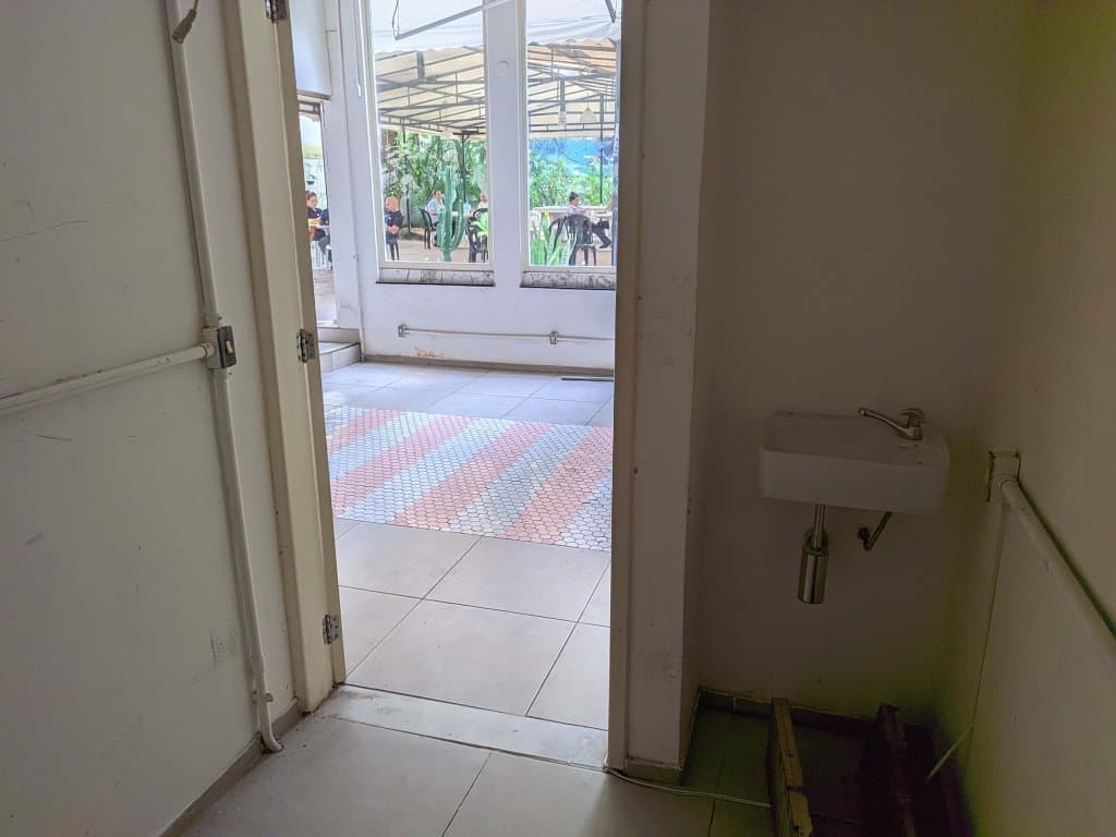 Foto 21 de 77: Comercial em leilão em Rio De Janeiro - RJ, bairro Copacabana — Imóvel Comercial 32 m² (privativa + comum) (Loja 105) - Copacabana - Rio de Janeiro - RJ