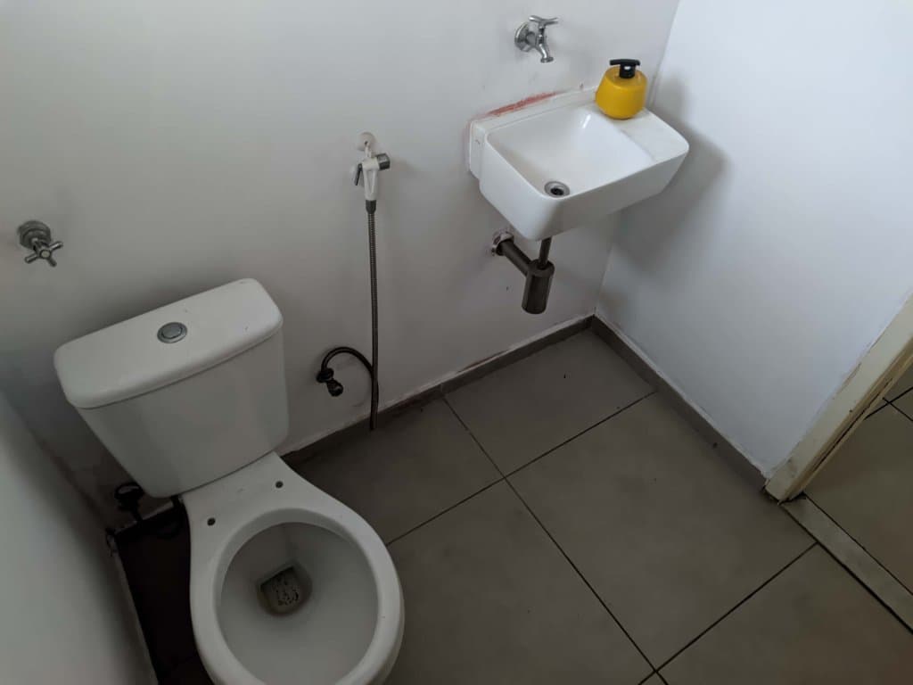 Foto 54 de 77: Comercial em leilão em Rio De Janeiro - RJ, bairro Copacabana — Imóvel Comercial 32 m² (privativa + comum) (Loja 105) - Copacabana - Rio de Janeiro - RJ