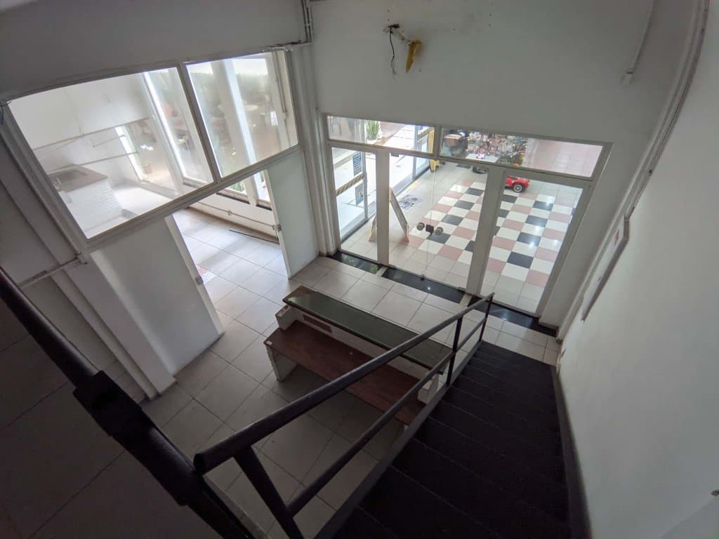 Foto 74 de 77: Comercial em leilão em Rio De Janeiro - RJ, bairro Copacabana — Imóvel Comercial 32 m² (privativa + comum) (Loja 105) - Copacabana - Rio de Janeiro - RJ