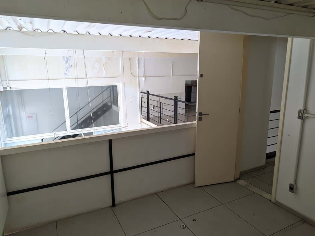 Foto 59 de 77: Comercial em leilão em Rio De Janeiro - RJ, bairro Copacabana — Imóvel Comercial 32 m² (privativa + comum) (Loja 105) - Copacabana - Rio de Janeiro - RJ