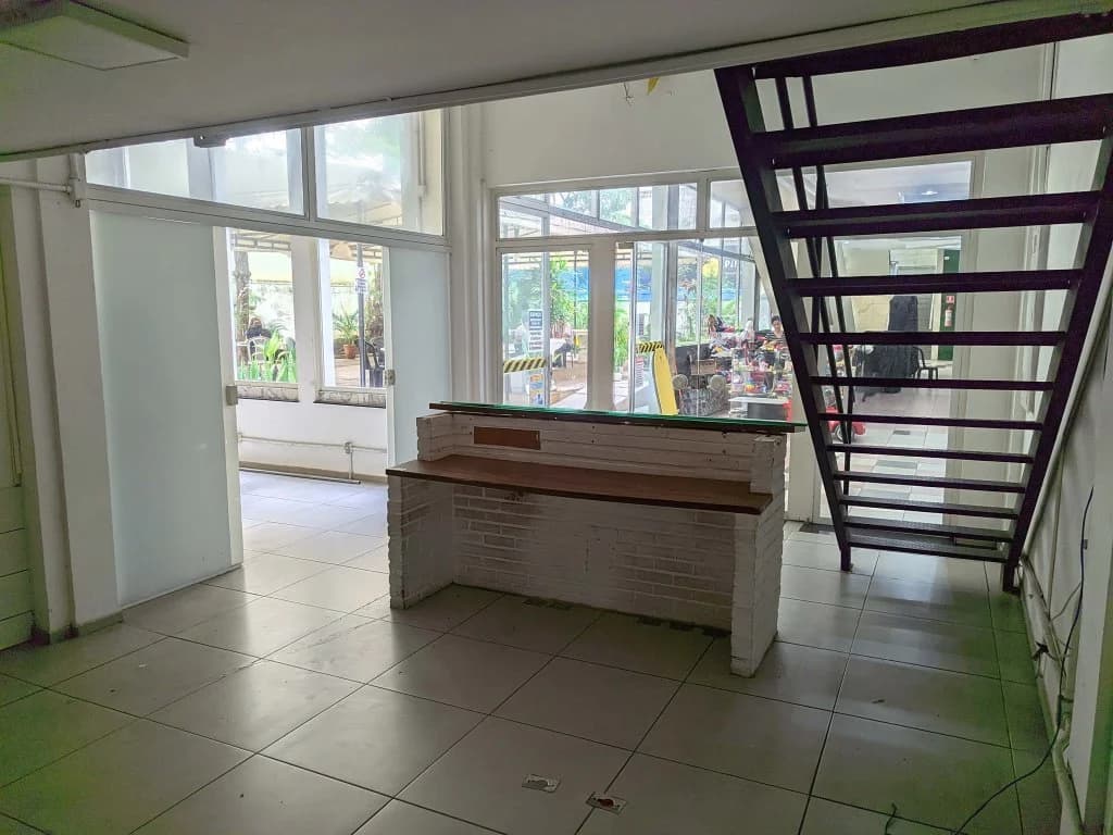Foto 7 de 77: Comercial em leilão em Rio De Janeiro - RJ, bairro Copacabana — Imóvel Comercial 32 m² (privativa + comum) (Loja 105) - Copacabana - Rio de Janeiro - RJ