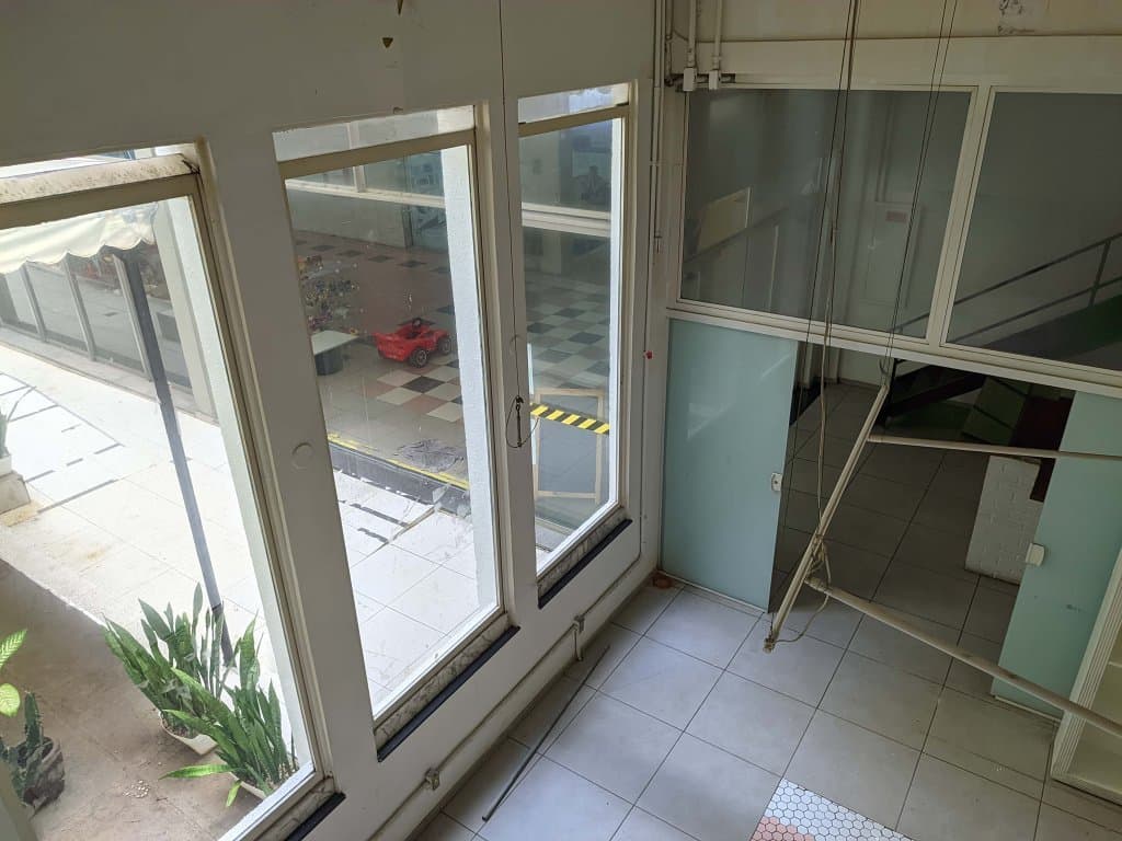 Foto 62 de 77: Comercial em leilão em Rio De Janeiro - RJ, bairro Copacabana — Imóvel Comercial 32 m² (privativa + comum) (Loja 105) - Copacabana - Rio de Janeiro - RJ