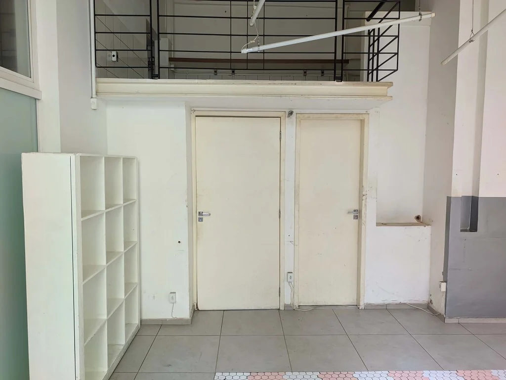 Foto 12 de 77: Comercial em leilão em Rio De Janeiro - RJ, bairro Copacabana — Imóvel Comercial 32 m² (privativa + comum) (Loja 105) - Copacabana - Rio de Janeiro - RJ