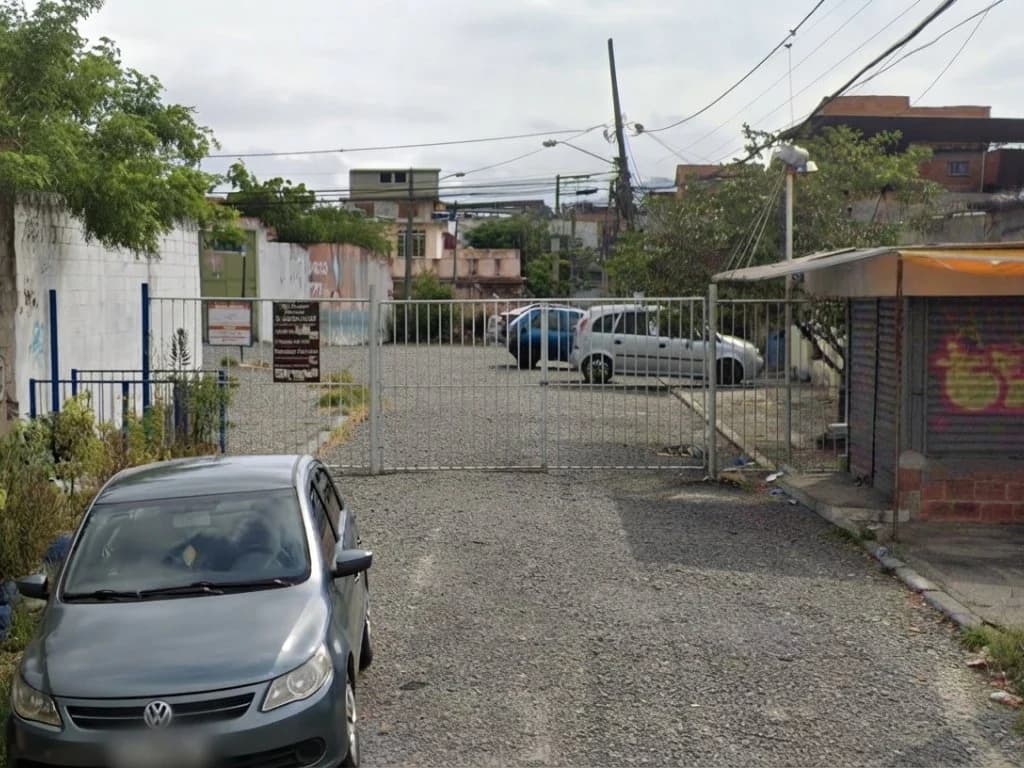 Casa em leilão em Rio De Janeiro - RJ, bairro Padre Miguel — Casa 119 m² (privativa + comum) - Padre Miguel - Rio de Janeiro - RJ