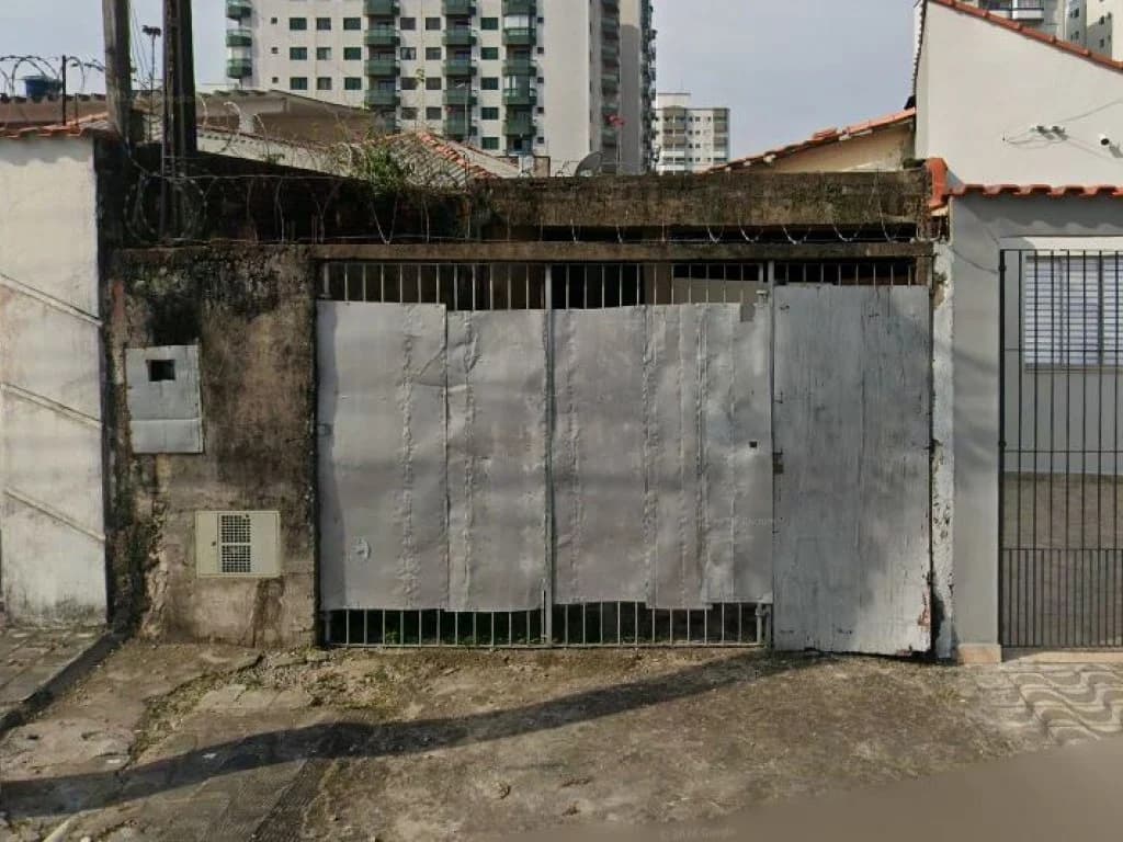 Foto 1 de 4: Casa em leilão em Praia Grande - SP, bairro Guilhermina — Direitos sobre Casa em Terreno de 115 m² - Guilhermina - Praia Grande - SP