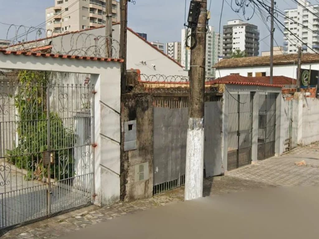 Foto 4 de 4: Casa em leilão em Praia Grande - SP, bairro Guilhermina — Direitos sobre Casa em Terreno de 115 m² - Guilhermina - Praia Grande - SP