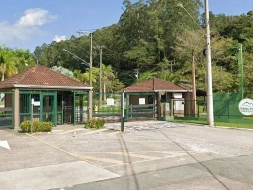Foto 3 de 3: Terreno em leilão em Cajamar - SP, bairro Jordanésia — Terreno 1.014 m² (Condomínio Serra dos Cristais) - Jordanésia - Cajamar - SP