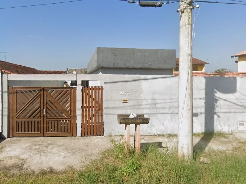 Foto 1 de 7: Casa em leilão em Itanhaém - SP, bairro Balneário Gaivotas — Casa em Terreno de 420 m² - Balneário Gaivotas - Itanhaém - SP