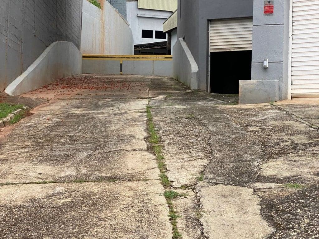 Foto 37 de 85: Comercial em leilão em Cajamar - SP, bairro Jardim Nova Cajamar — Galpão Industrial 3.721 m² (área construída) e 6.041 m² (terreno) - Jardim Nova Cajamar - Cajamar - SP