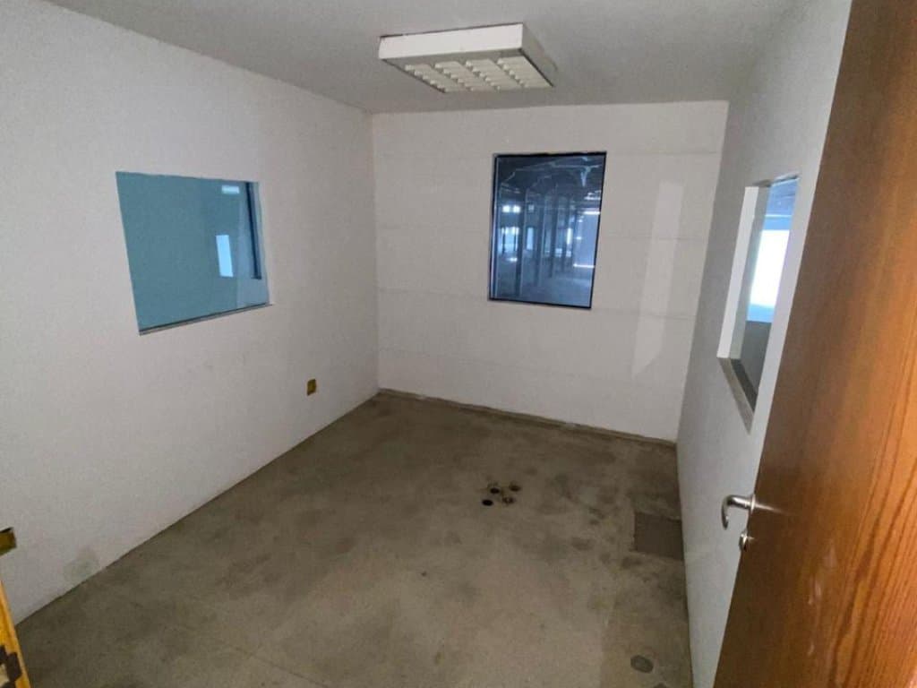 Foto 50 de 85: Comercial em leilão em Cajamar - SP, bairro Jardim Nova Cajamar — Galpão Industrial 3.721 m² (área construída) e 6.041 m² (terreno) - Jardim Nova Cajamar - Cajamar - SP
