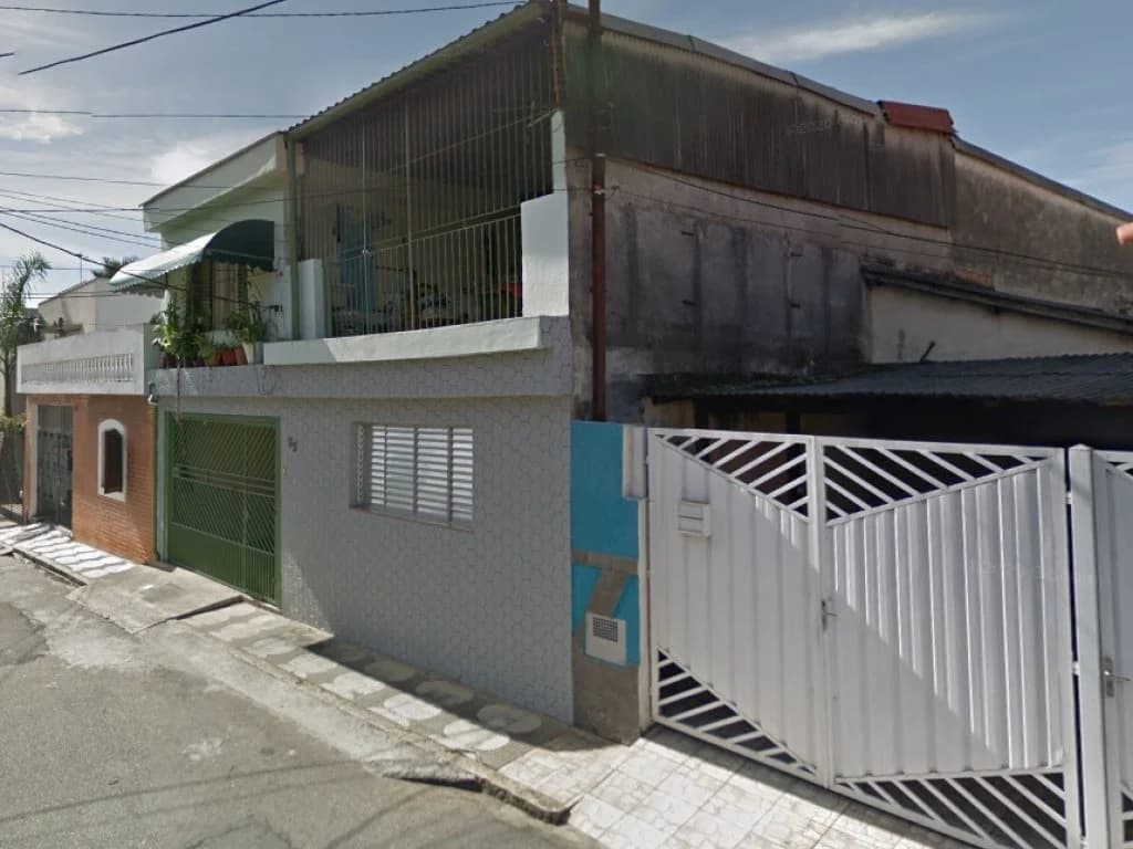 Foto 3 de 4: Casa em leilão em Mogi Das Cruzes - SP, bairro Jardim Armênia — Casas em Terreno 157 m² (próx. ao Mogi Shopping) - Jardim Armênia - Mogi das Cruzes - SP
