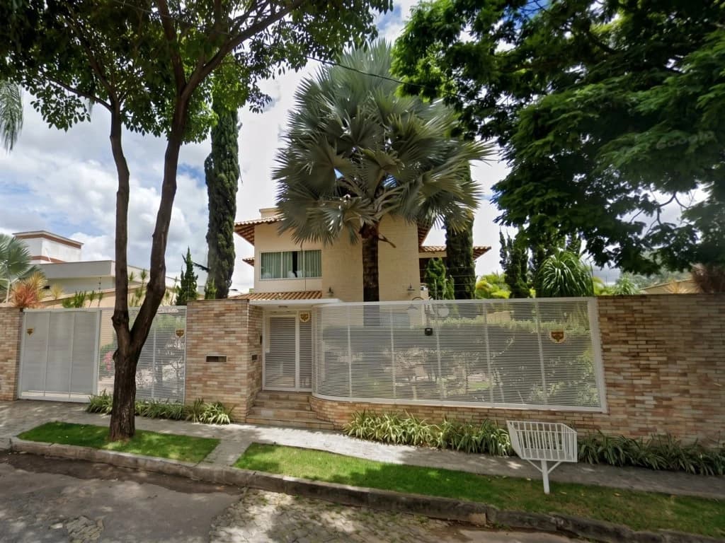 Foto 3 de 4: Casa em leilão em Belo Horizonte - MG, bairro São Luiz — Casa 929 m² - São Luiz - Belo Horizonte - MG