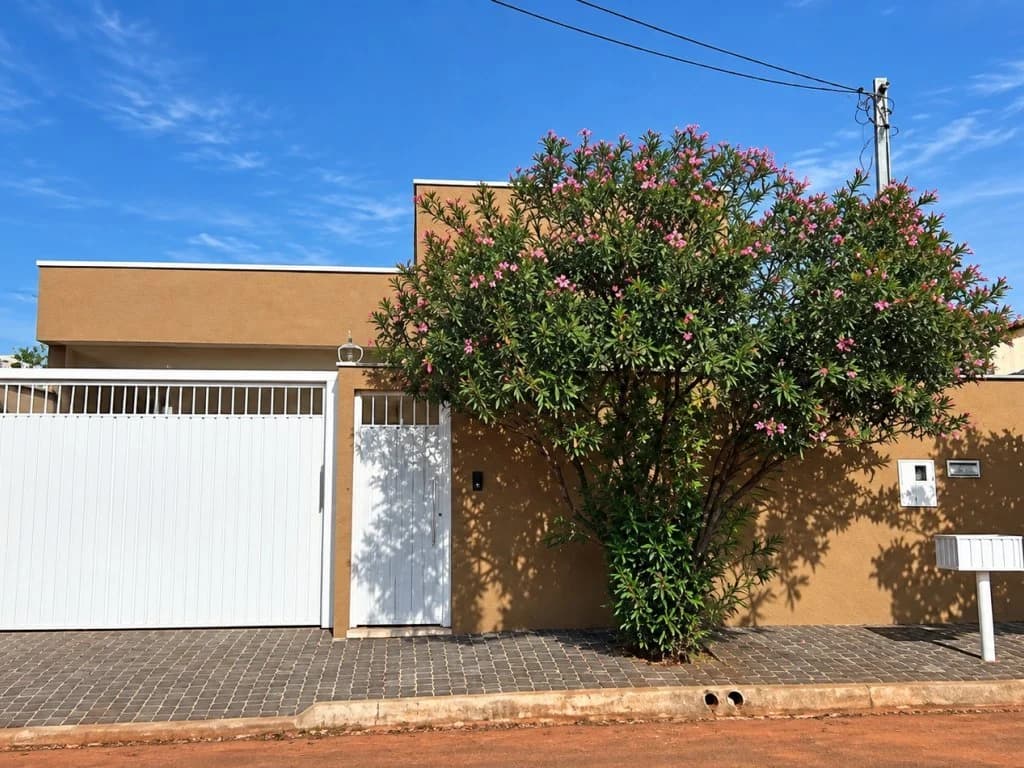 Casa em leilão em Jataí - GO, bairro Santo Antônio — Casa 149 m² - Santo Antônio - Jataí - GO
