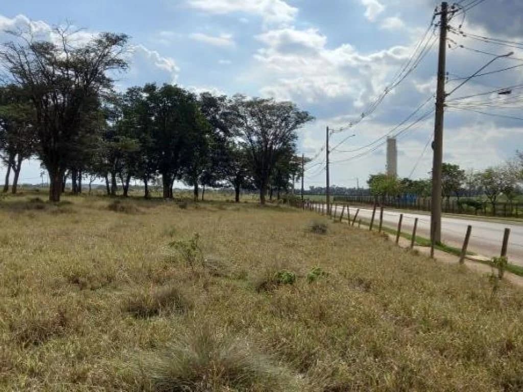Foto 9 de 12: Terreno em leilão em Paulínia - SP, bairro Cascata — Terreno de Porte Industrial com 200.008 m² - Cascata - Paulínia - SP