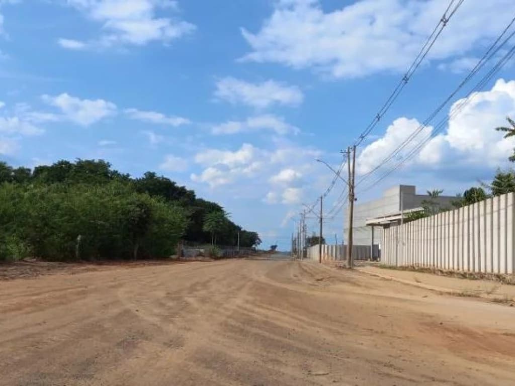 Foto 10 de 12: Terreno em leilão em Paulínia - SP, bairro Cascata — Terreno de Porte Industrial com 200.008 m² - Cascata - Paulínia - SP