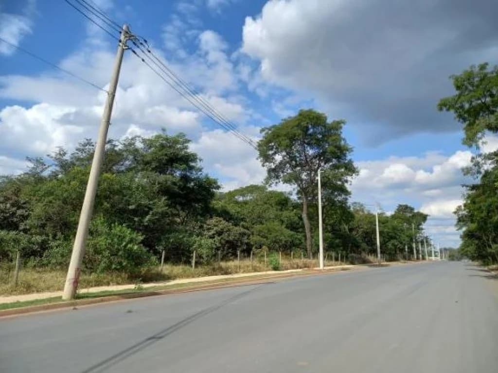 Foto 4 de 12: Terreno em leilão em Paulínia - SP, bairro Cascata — Terreno de Porte Industrial com 200.008 m² - Cascata - Paulínia - SP