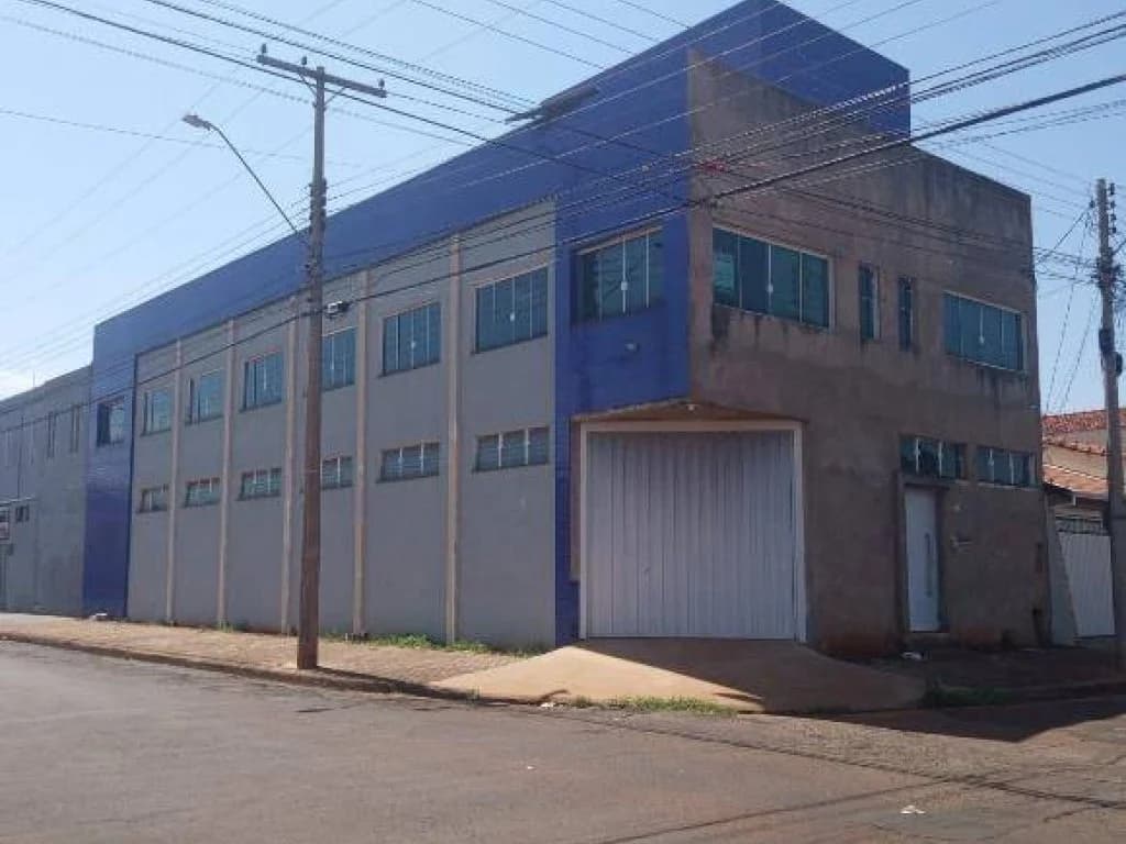 Foto 1 de 9: Comercial em leilão em Jaú - SP, bairro Jardim América — Prédio Comercial 500 m² - Jardim América - Jaú - SP