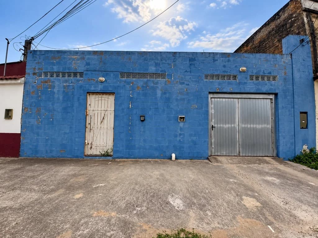 Foto 1 de 9: Comercial em leilão em Pelotas - RS, bairro Fragata — Galpão 75 m² - Fragata - Pelotas - RS