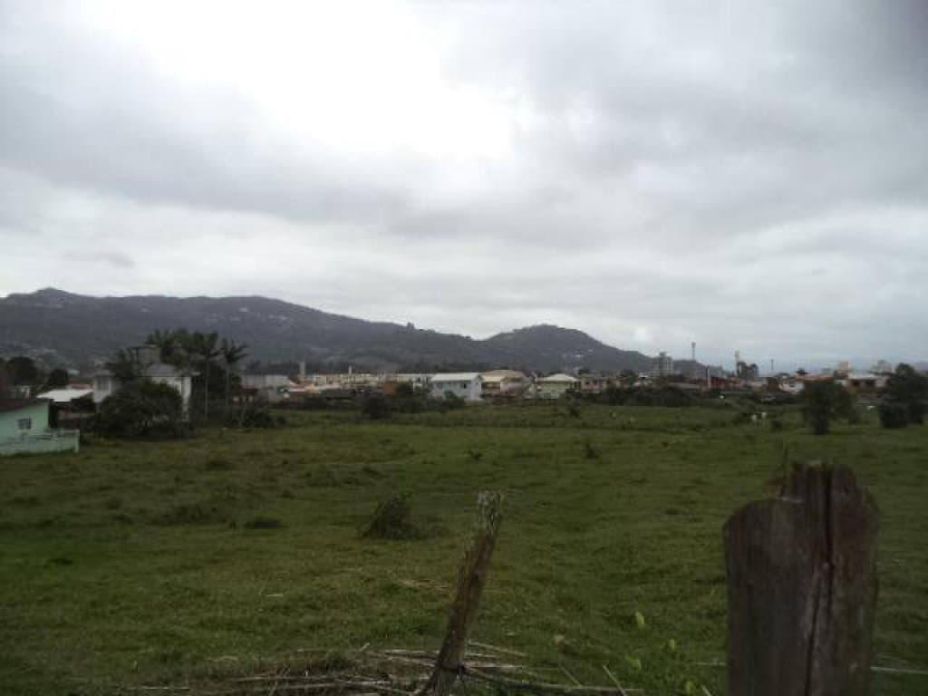 Foto 15 de 15: Terreno em leilão em Biguaçu - SC — Área 21.293 m² - Fundos - Biguaçu - SC