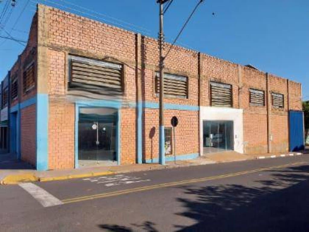 Foto 1 de 4: Comercial em leilão em Estrela Do Norte - SP, bairro Centro — Prédio Comercial 202 m² - Centro - Estrela do Norte - SP