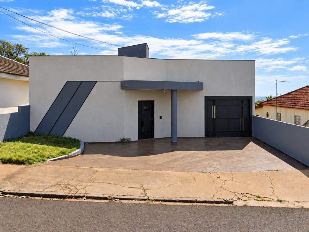Comercial em leilão em Jandaia Do Sul - PR, bairro Centro — Imóvel Comercial 168 m² - Centro - Jandaia do Sul - PR
