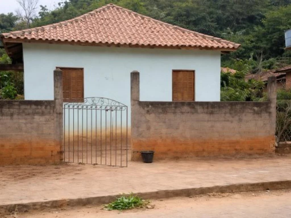 Foto 2 de 2: Casa em leilão em Mutum - MG, bairro Legítimo — Casa 68 m² em Terreno de 300 m² - Legítimo - Mutum - MG