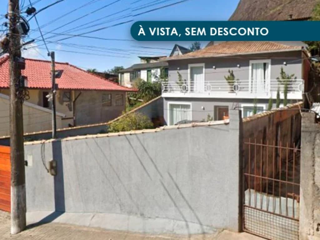 Foto 1 de 3: Casa em leilão em Petrópolis - RJ, bairro Retiro — Casa 136 m² (privativa + comum) - Retiro - Petrópolis - RJ