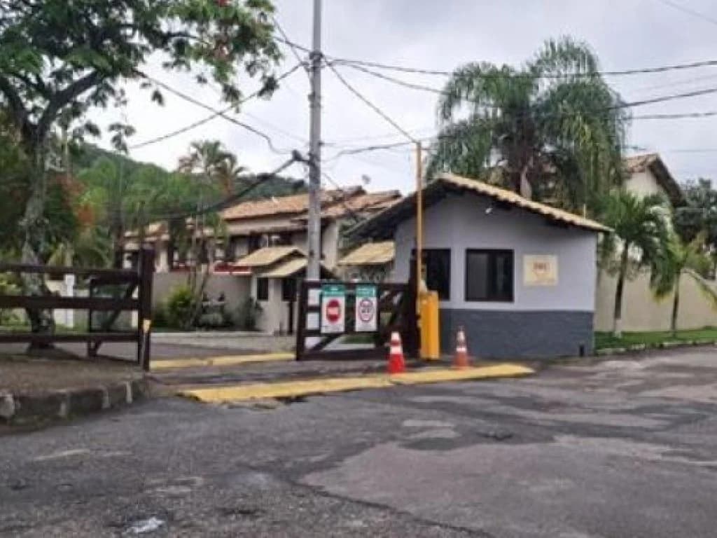 Casa em leilão no Loteamento Sítio Boa Esperança em Niterói - RJ | Spy ...