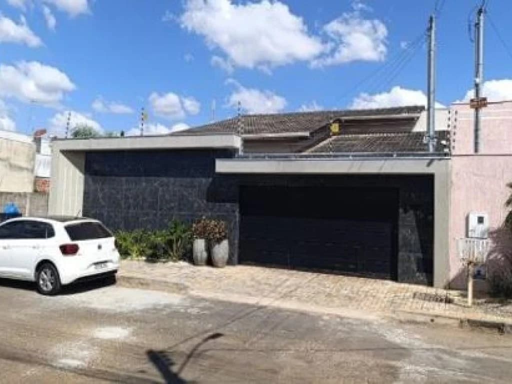 Foto 2 de 2: Casa em leilão em Anápolis - GO, bairro Parque Brasília 2ª Etapa — Casa 166 m² - Parque Brasília 2ª Etapa - Anápolis - GO